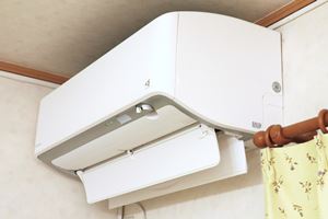 今年の夏、暑さ対策‼️ ハイアール窓用エアコン　2022年 今年の夏、暑さ対策‼️ ハイアール窓用エアコン 2022年 今年の夏、