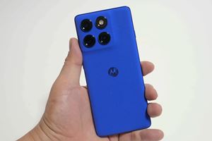 3万円台前半で買える6.2インチの大画面スマホ、OPPO「AX7