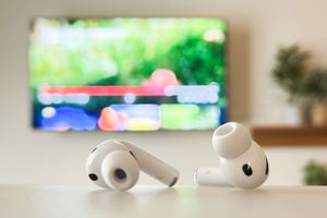 いよいよ明日発売！ Westoneの8ドライバーイヤホン「W80」先どり