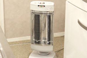 水がかかっても割れない遠赤外線暖房機「セラムヒート」で体の芯から