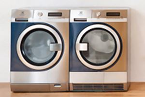 80℃の熱湯で洗う！ エレクトロラックスのセミプロ仕様洗濯機を見てきた