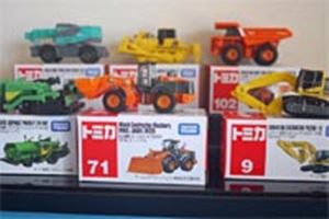 ミニカーショップ ケンボックス トミカ 赤箱(日本製)☆15☆日産