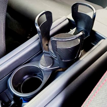罰則強化の ながら運転 はどこまでが ながら 食事や化粧は 価格 Comマガジン