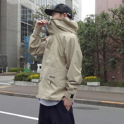 雨天時のオシャレにはこれ！ ザ・ノース・フェイスの「レイン