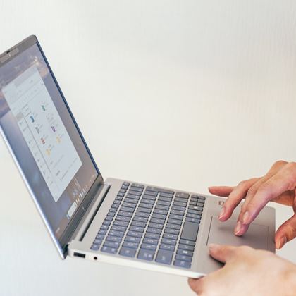 今週発売の注目製品】ドコモから、クアッドカメラを搭載した 今週発売の注目製品】ドコモから、クアッドカメラを搭載した