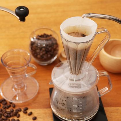 フィルター付きコーヒーストロードリップコーヒーアウトドア用品 吸うだけで本格コーヒーが飲める!? 「フィルター付きストロー