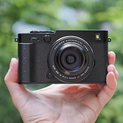 SONY ハンディカム HDR-CX670 手ブレ補正◎ ブラック Amazon | SONY HDビデオカメラ Handycam HDR-CX670 ブラック
