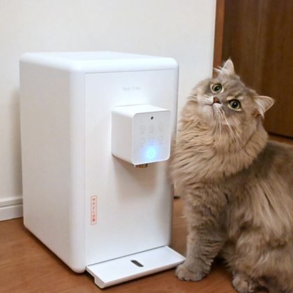 FRECIOUS dewo mini 卓上型ウォーターサーバー ホワイト 未使用 天然水】卓上型の小さなウォーターサーバーFRECIOUS dewo mini