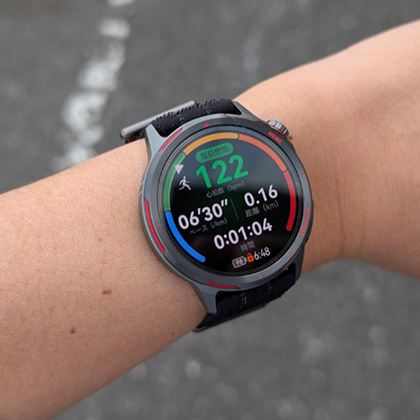 ファーウェイ、デザイン性を強調したAndroid Wear搭載スマートウォッチ