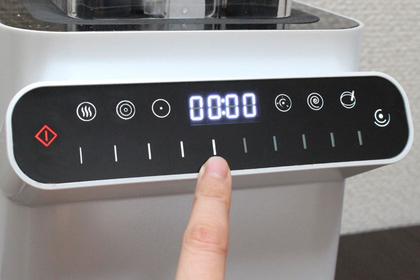 満足しなければ全額返金!? 強気な高級ブレンダー「ダネッツ D103 満足しなければ全額返金!? 強気な高級ブレンダー「ダネッツ D103