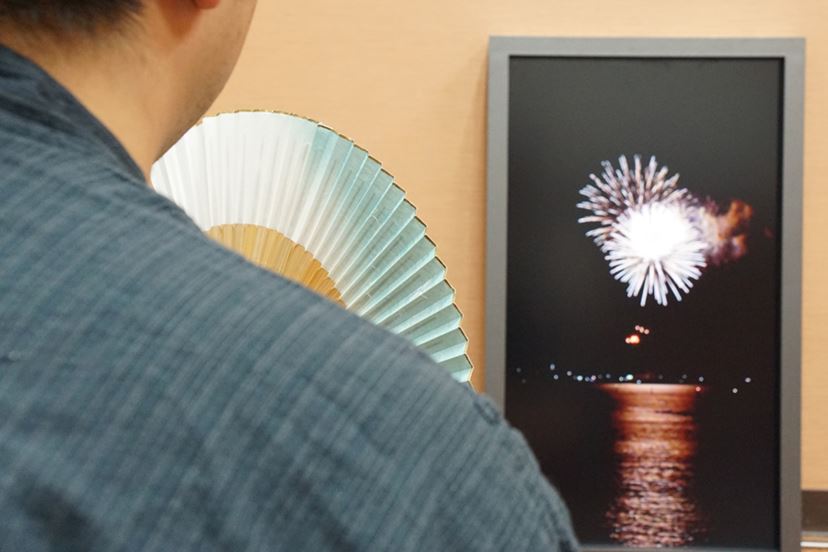 これぞ未来の窓！ 世界の絶景を4K映像で映し出すスマート窓「Atmoph