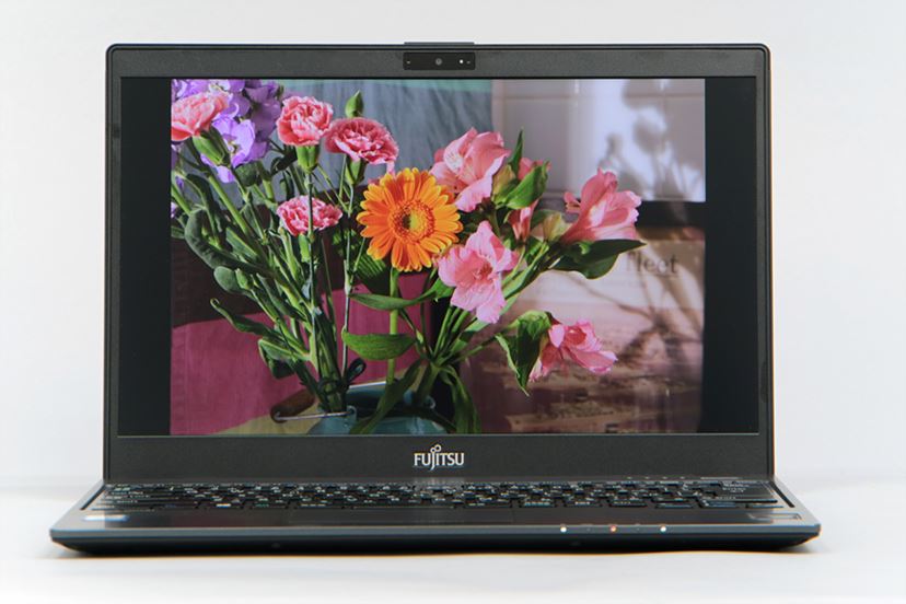 富士通 13.3型ワイド ノートパソコン FMV LIFEBOOK UHシリーズ UH75/B1 FMVU75B1R サテンレッド 2017年春モデル dwos6rj 今までに発表した主な製品（13.3型ワイド ノートパソコン（PC