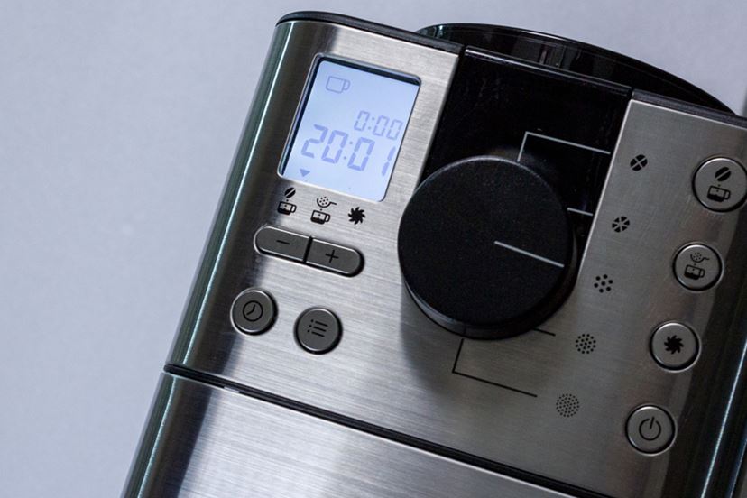 無印良品「豆から挽けるコーヒーメーカー」は、3万円越えでも