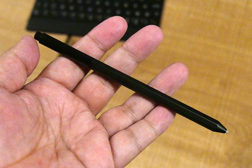 ドスパラ、描き心地にこだわった8型Windowsタブレット「raytrektab」を