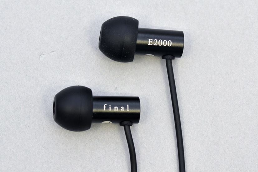 ZOOM H2n ハンディレコーダー　final E2000  イヤホン レビュー】final E2000｜イヤホンで失敗したくなければ、これを