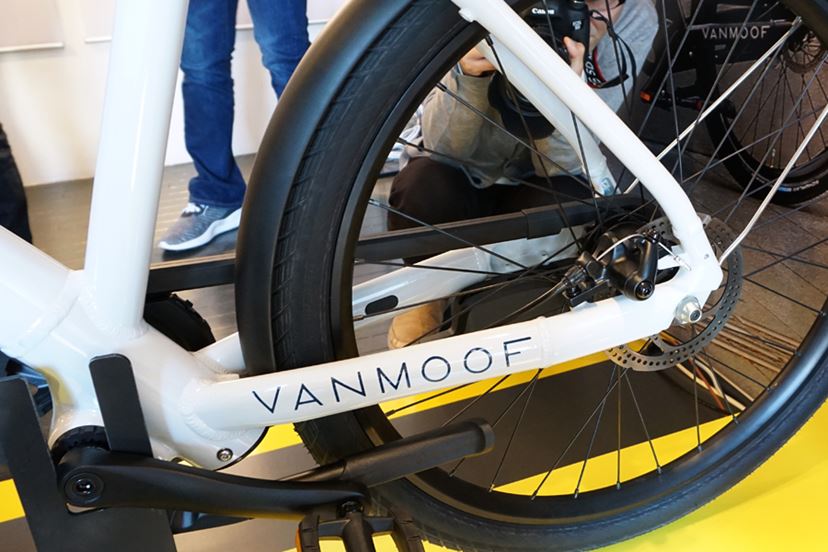 レスキュー隊付き”電動自転車「Electrified X」はスマホで