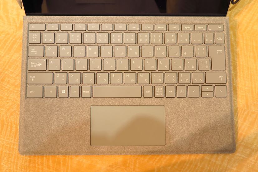 3つのSurfaceが登場！ 2in1のPro、ノートパソコンのLaptop