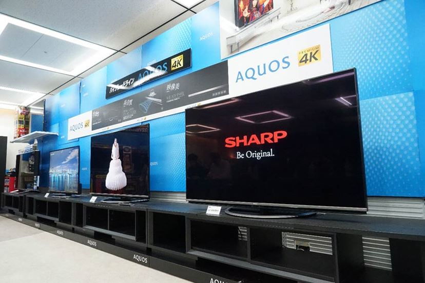 スイーベル対応のシャープのハイクラス4K液晶テレビ「AQUOS US45ライン」の進化点をレポート - 価格.comマガジン