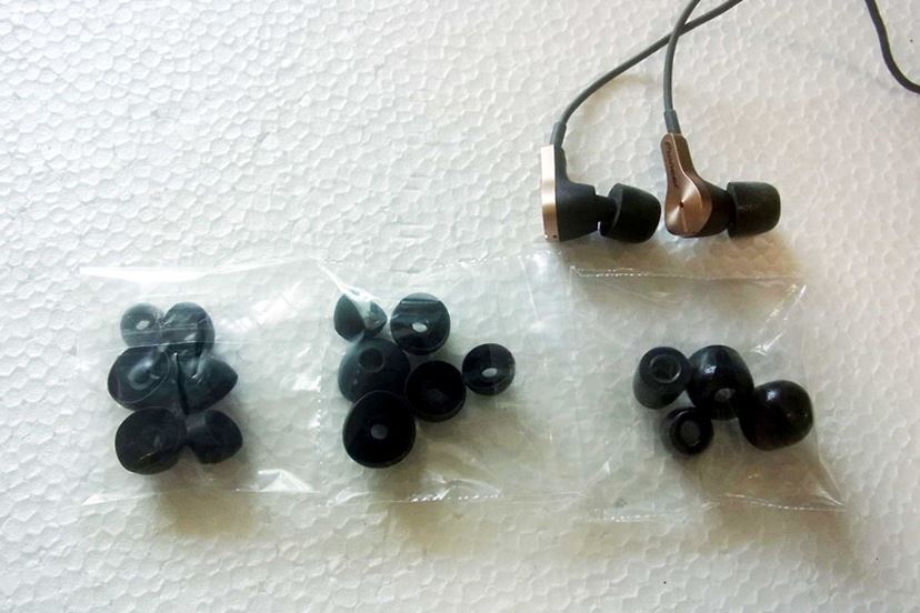 RAYZ」のノイズキャンセリング能力をさまざまな場所で調査した - 価格