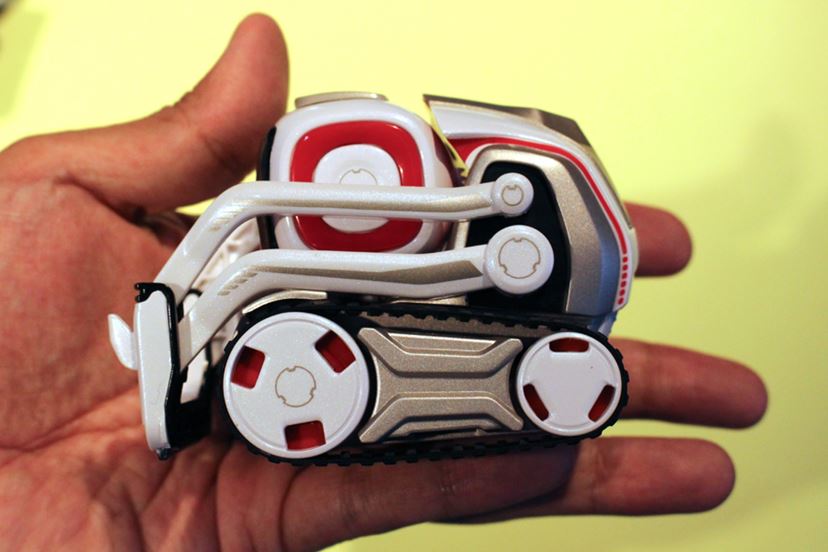 COZMO コズモ コレクターズエディション AI小型ロボット コズモ】Ankiの小型AIロボット「COZMO」にコレクター向け