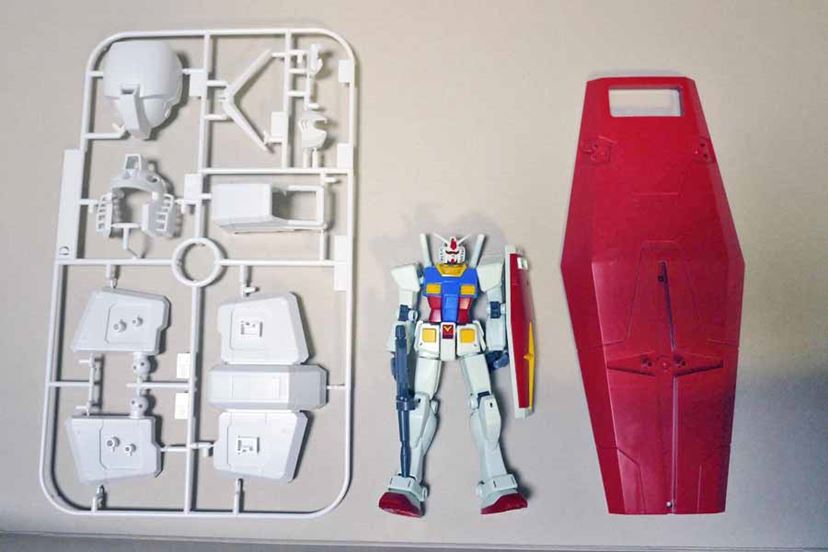 全長30cm以上!! ガンプラ史上最大級の初代ガンダムを組み立て！ - 価格.comマガジン