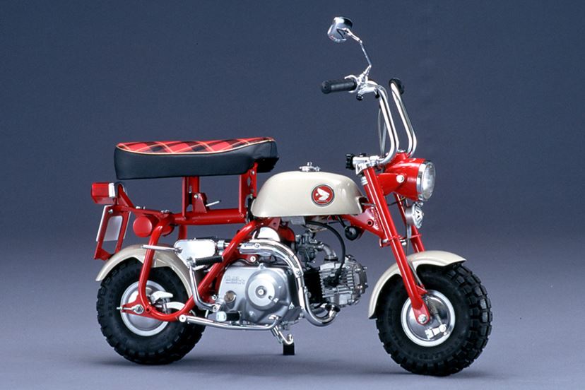 ホンダ「モンキー」に思いを馳せ、最終モデル「モンキー・50周年スペシャル」でラストラン - 価格.comマガジン