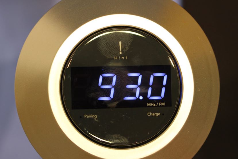 ホームラジオ&Bluetooth スピーカーHint Hrs-Dt01 ワイド FM 対応 アンテナケーブルおまけ