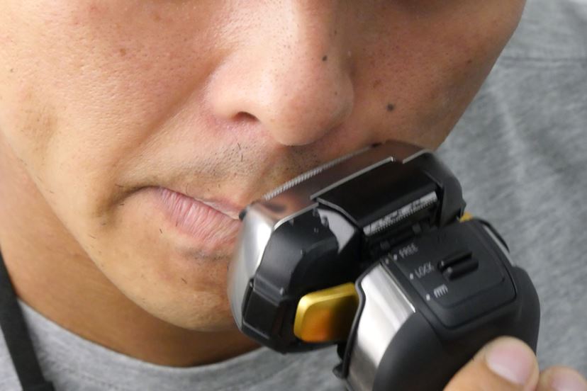 5Dに動く! 5枚刃ラムダッシュの最上位モデル「ES-LV9CX」を試し 5Dに動く! 5枚刃ラムダッシュの最上位モデル「ES-LV9CX」を試し