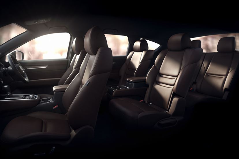 まもなく発表！マツダ 新型「CX-8」を独自調査で徹底解説！予想価格は