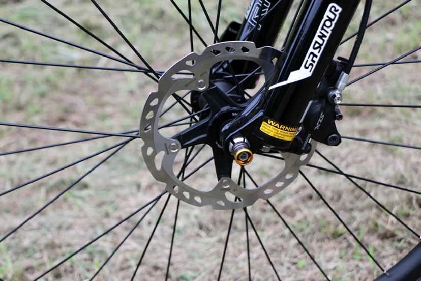 国産初のMTB×電動アシスト自転車！ 山で遊べて街乗りも快適な
