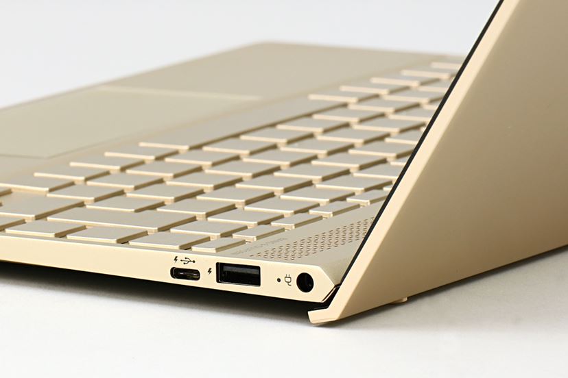 HP ENVY 13」はMacBook Airユーザーが乗り換え先として選んでもいい