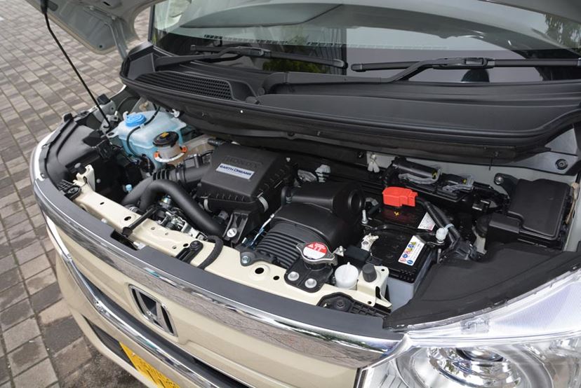 エンジン　N-BOX (中前機型) すべてを新しくしながら個性はそのまま、新型ホンダ「N-BOX」試乗