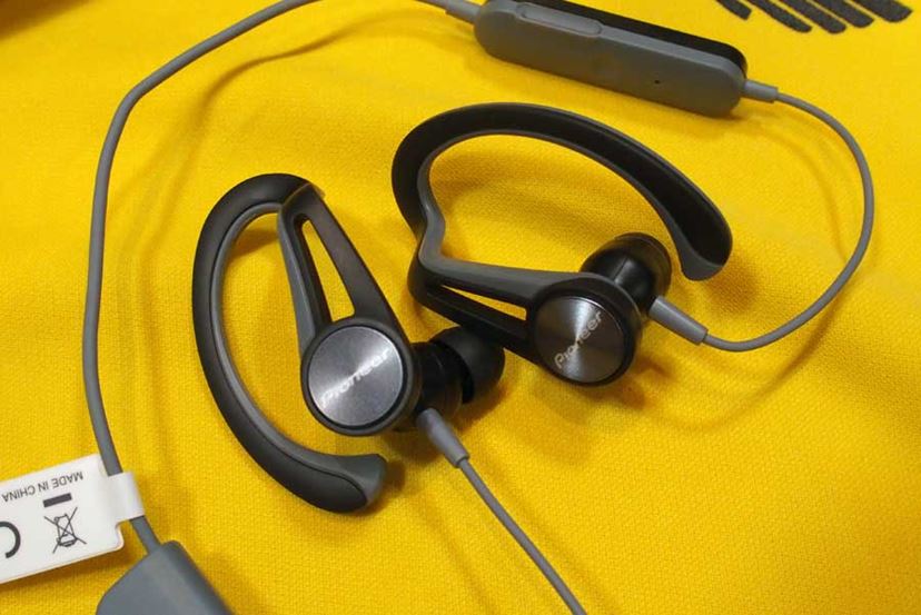 スポーツの秋にピッタリ！装着感と音にこだわったパイオニアの