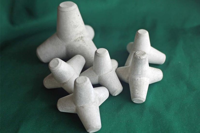 ミニチュアテトラポット