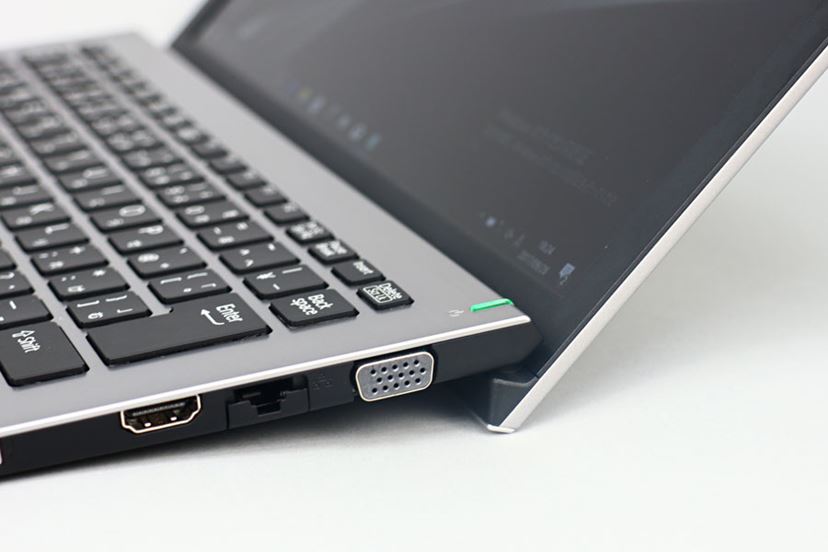 VAIO S11 ノートPC i7 16/256GB VAIO S11 （2017年9月発売モデル） | VAIO