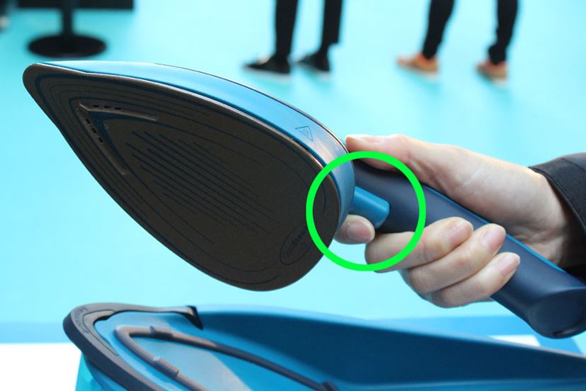 強力スチームで“軽く”使える！ ティファール2in1衣類スチーマー