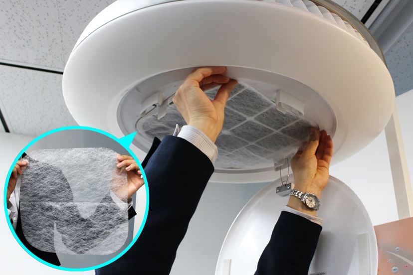 LEDシーリングライトなのに空気清浄機！ シャープ「天井空清」が