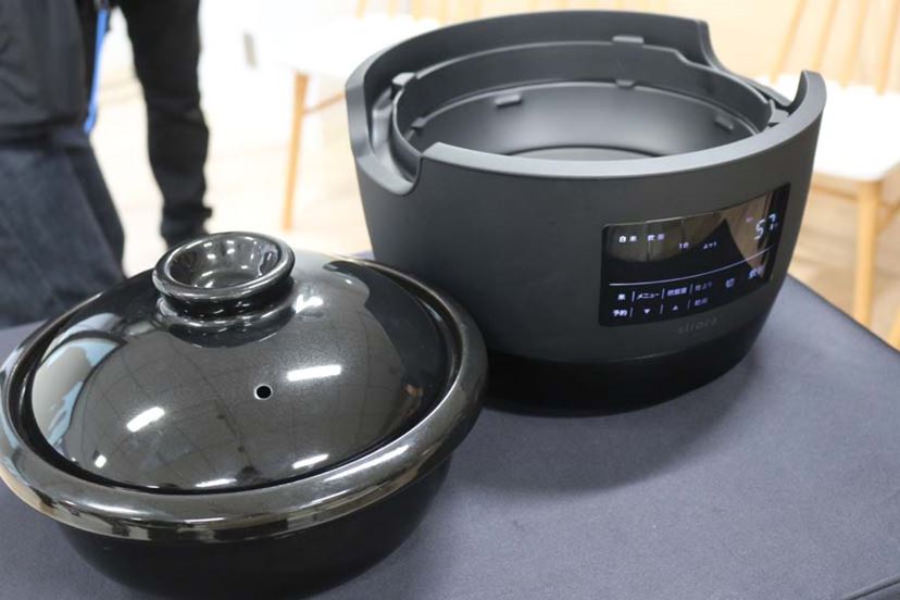 シロカと長谷園が共同開発。“本物の”土鍋電気炊飯器「かまどさん