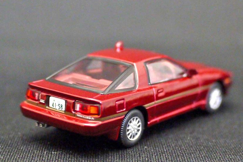 大人のコレクション。「トミカ リミテッドヴィンテージNEO」の世界