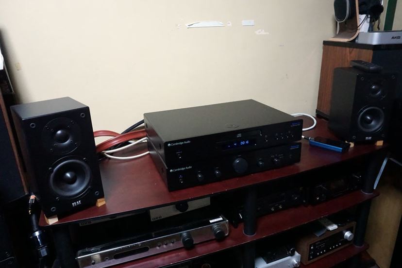 Cambridge Audio　TOPAZ AM5+スピーカーすぐ聴くセット 高コスパで話題のCambridge Audio「Topaz AM5」＆「Topaz CD5」を聴く