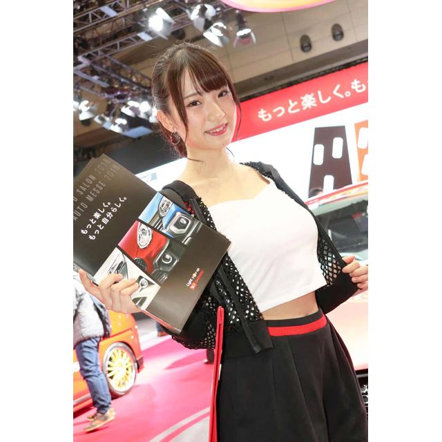 東京オートサロン18 厳選 美人コンパニオン フォトギャラリー 価格 Comマガジン