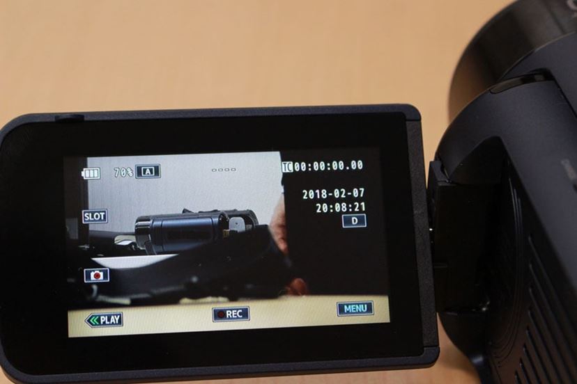 JVC、防水・防塵・耐衝撃仕様の4Kエブリオ「GZ-RY980」を2月に JVC、防水・防塵・耐衝撃仕様の4Kエブリオ「GZ-RY980」を2月に