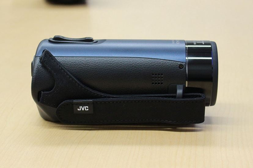 JVC、防水・防塵・耐衝撃仕様の4Kエブリオ「GZ-RY980」を2月に JVC、防水・防塵・耐衝撃仕様の4Kエブリオ「GZ-RY980」を2月に