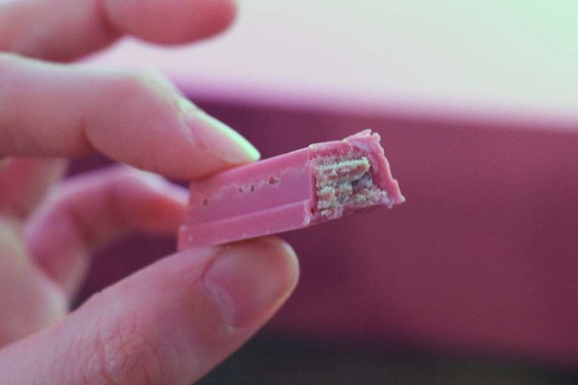 ピンク✖️グレー　チョゴリ 関西のひなあられは関東のひなあられと全然違う？！『とよす ひな