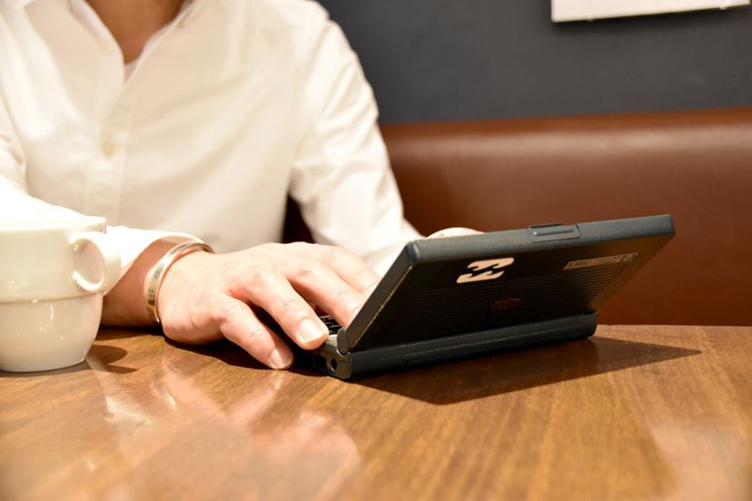 ミニPCの名機「HP-LX」をヒットさせた、新宿アドホック店の“元祖 ミニPCの名機「HP-LX」をヒットさせた、新宿アドホック店の“元祖