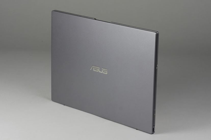 薄い！軽い！頑丈！ 14型モバイルノート ASUS「B9440UA」レビュー - 価格.comマガジン