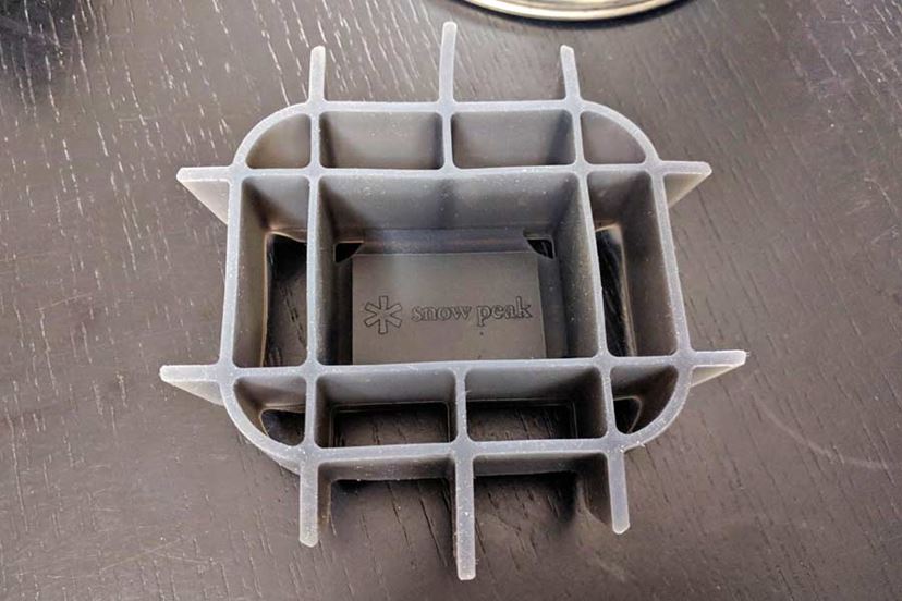 日清とスノーピークがコラボ！ チキンラーメン専用のアウトドア