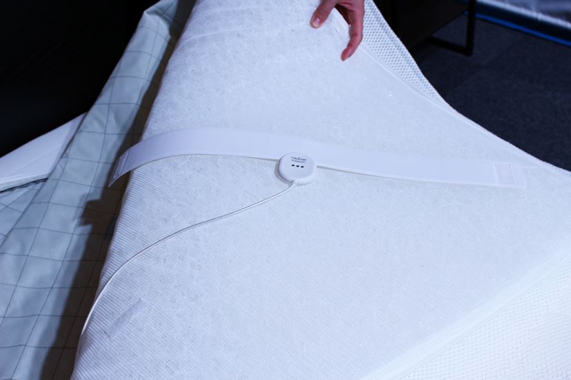 温度のチカラで快眠をサポート！ レイコップ「ふとんコンディショナー