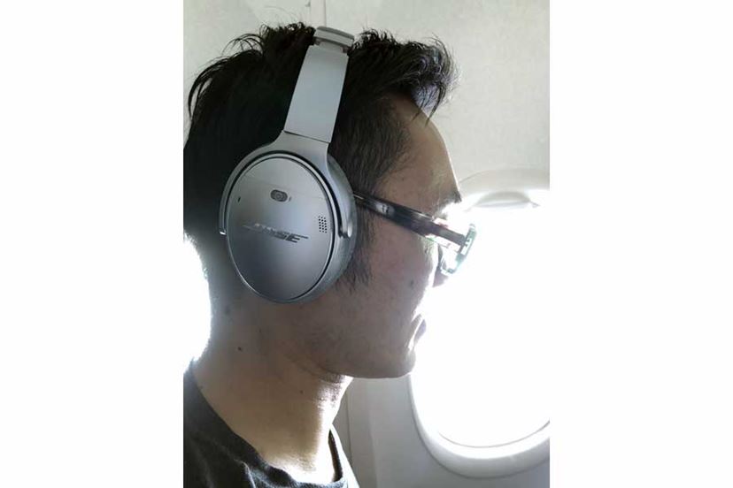 飛行機に持ち込んでガチ比較! ノイズキャンセリングヘッドホン 飛行機に持ち込んでガチ比較! ノイズキャンセリングヘッドホン