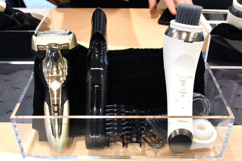 理容室のヒゲ剃りクリームを再現！ パナソニック「濃密泡ブラシ」が